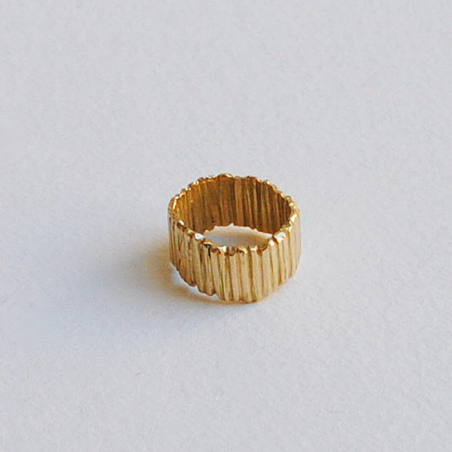 Rocky ring 18 ct gold